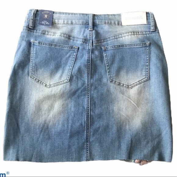 NWT Hydraulic Hibiscus Embroidered Denim Skirt 8 - Picture 7 of 8